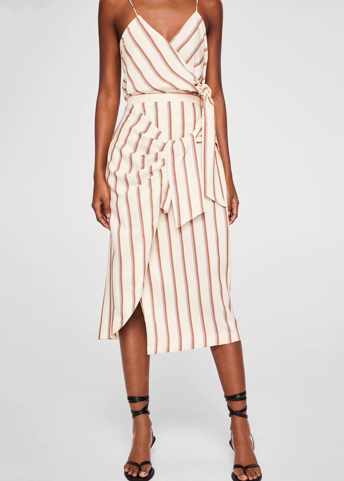 WhatsApp Image 2025-12-27 at 12.37.29 PM Set Falda y Top MANGO - Estampado de Rayas - Imagen 1